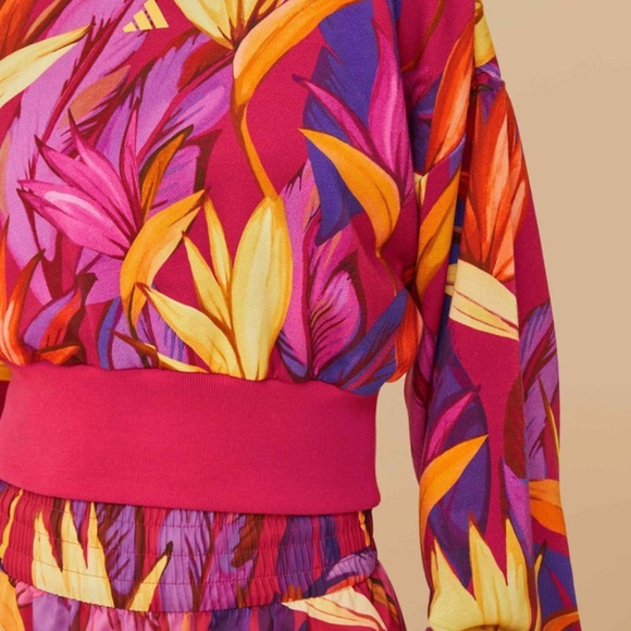 NWT Adidas x Farm Rio "Birds of Paradise" cropped hoodie Size Medium - Picture 4 of 4